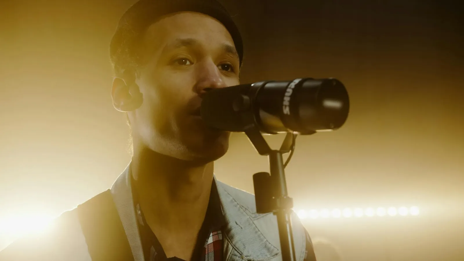 Emerging Artists Redefining Genres with Local Sound Influences Today