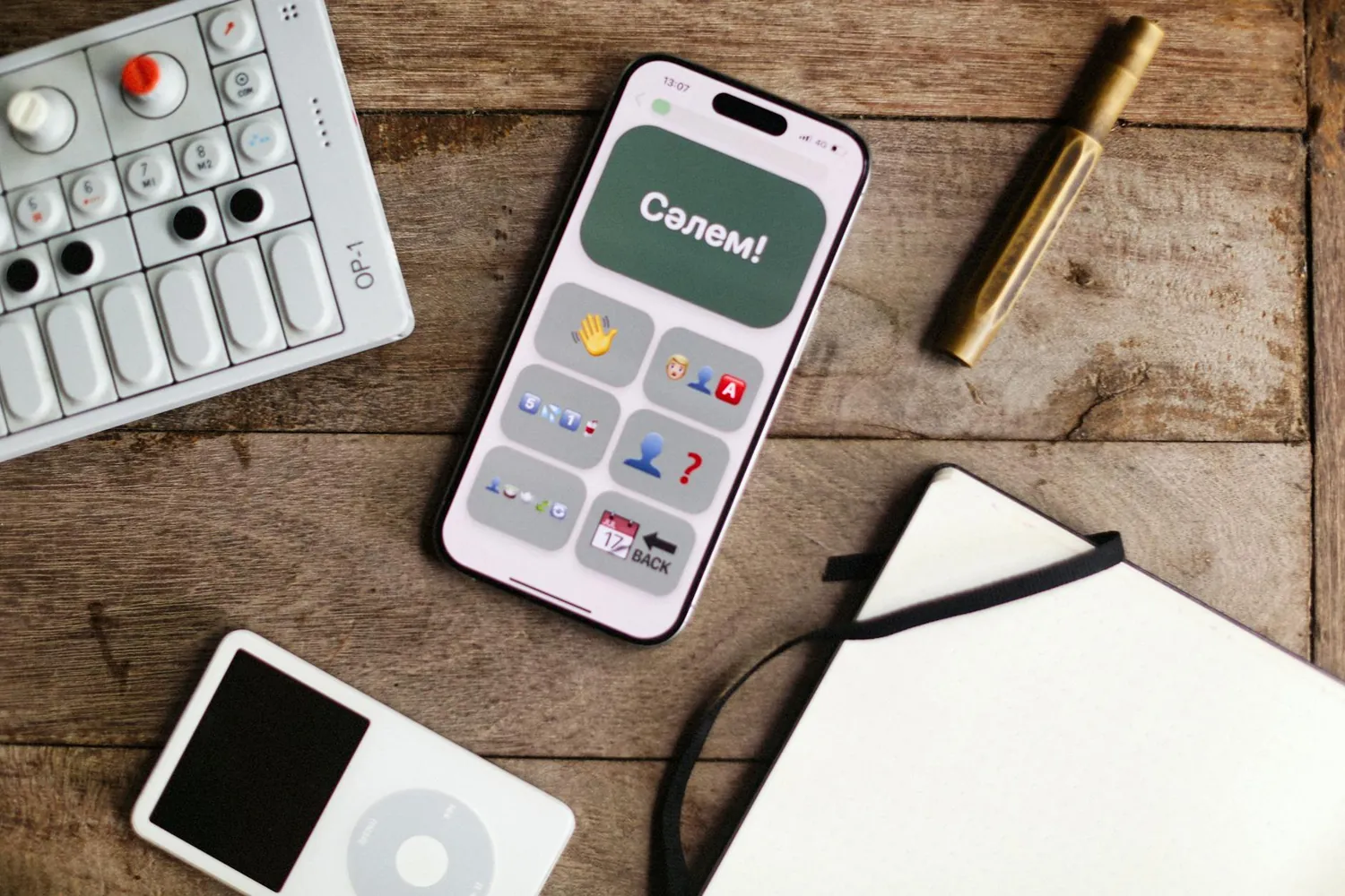Digital Versus Analog: Evaluating Workflow Efficiency in Music Creation
